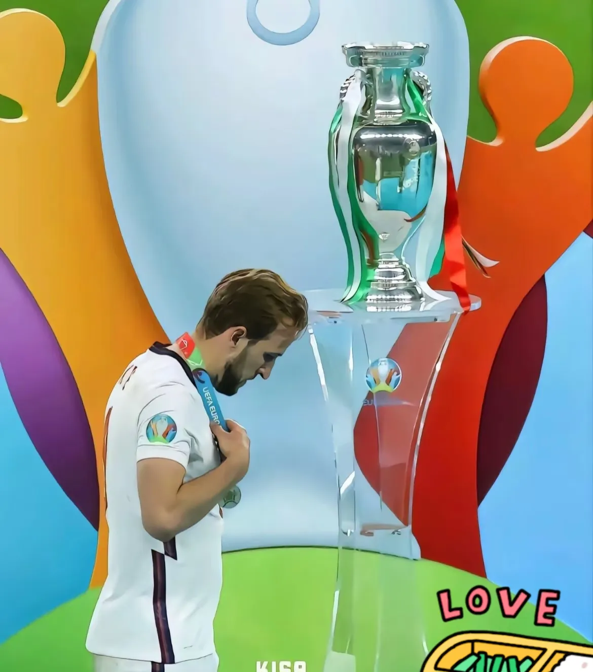 莱比锡轻取热刺，凯恩乌龙送礼足总杯的简单介绍