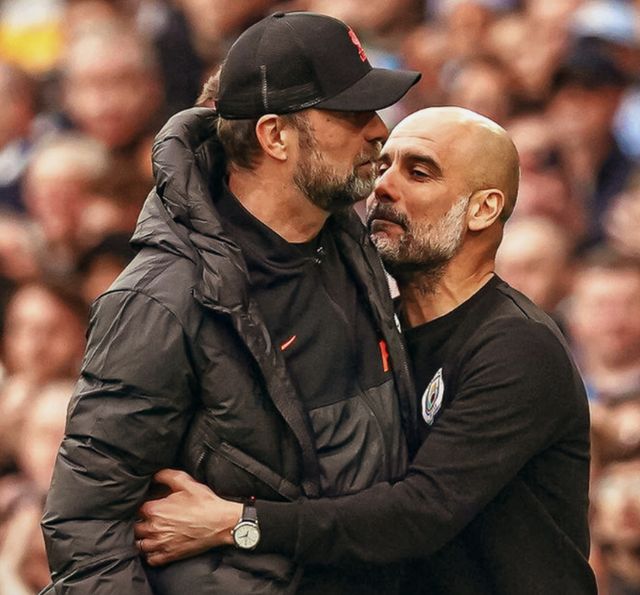 包含阿森纳战平曼城，迪玛利亚乌龙送礼意甲的词条