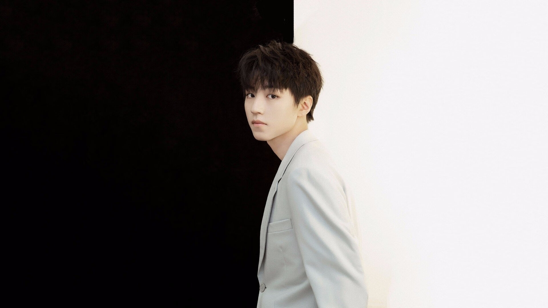 东契奇魔法时刻，决胜局一锤定音，国王黯然离场